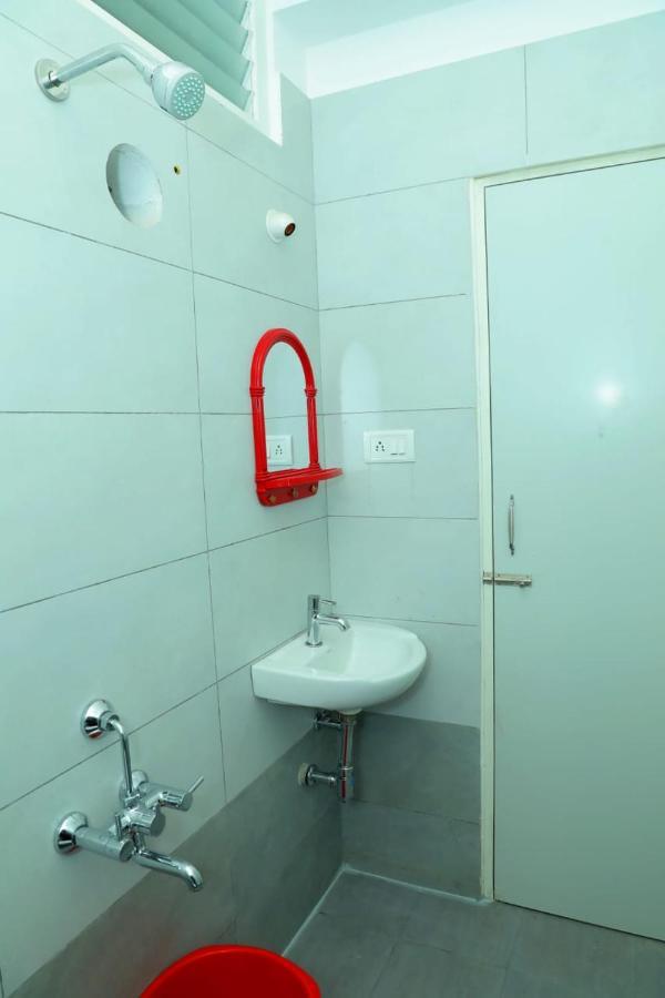 Lia'S Homestay Pondicherry Ngoại thất bức ảnh